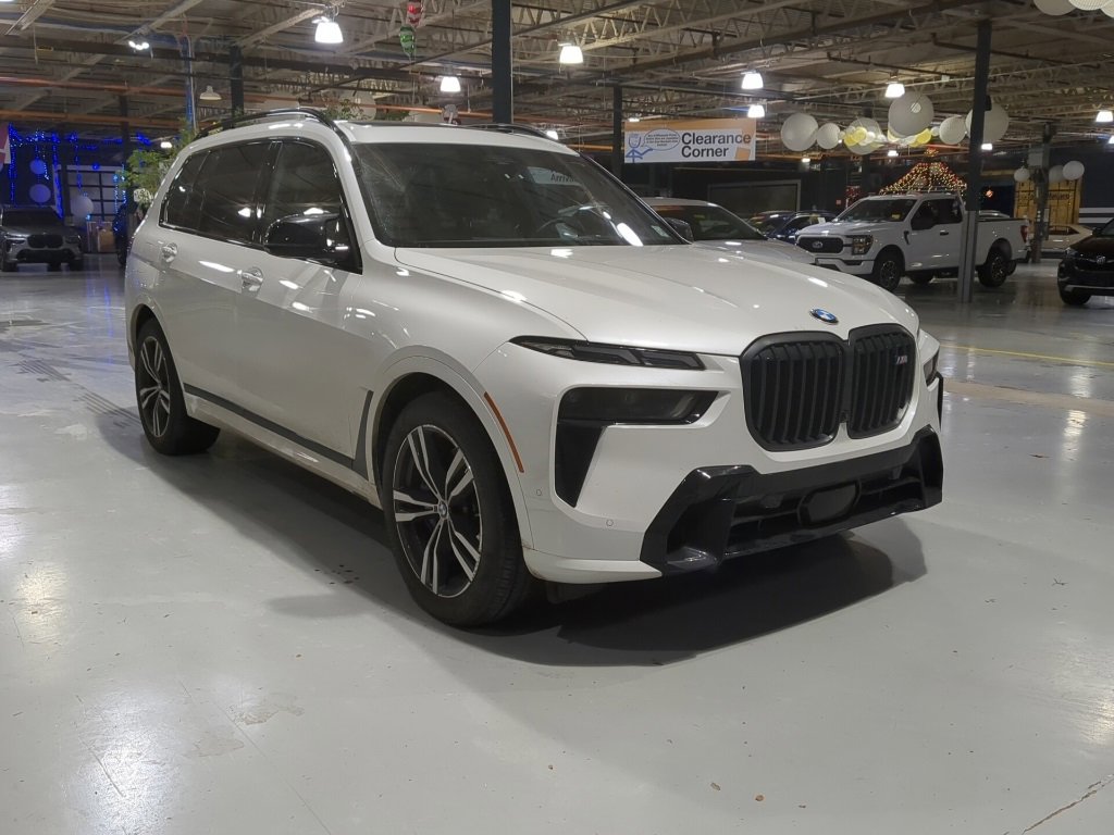 Certified 2024 BMW X7 M60i image 4