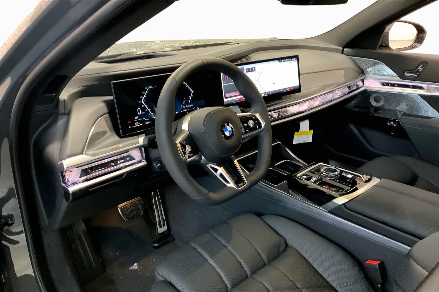 Used 2026 BMW 740i xDrive AWD/4WD image 8