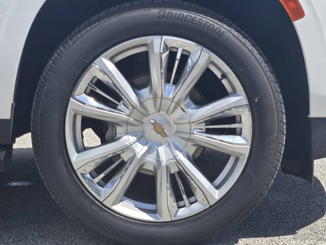 Used 2023 Chevrolet Suburban High Country AWD/4WD image 11