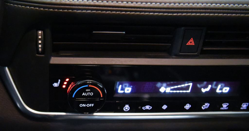 Used 2022 Nissan Rogue S image 20