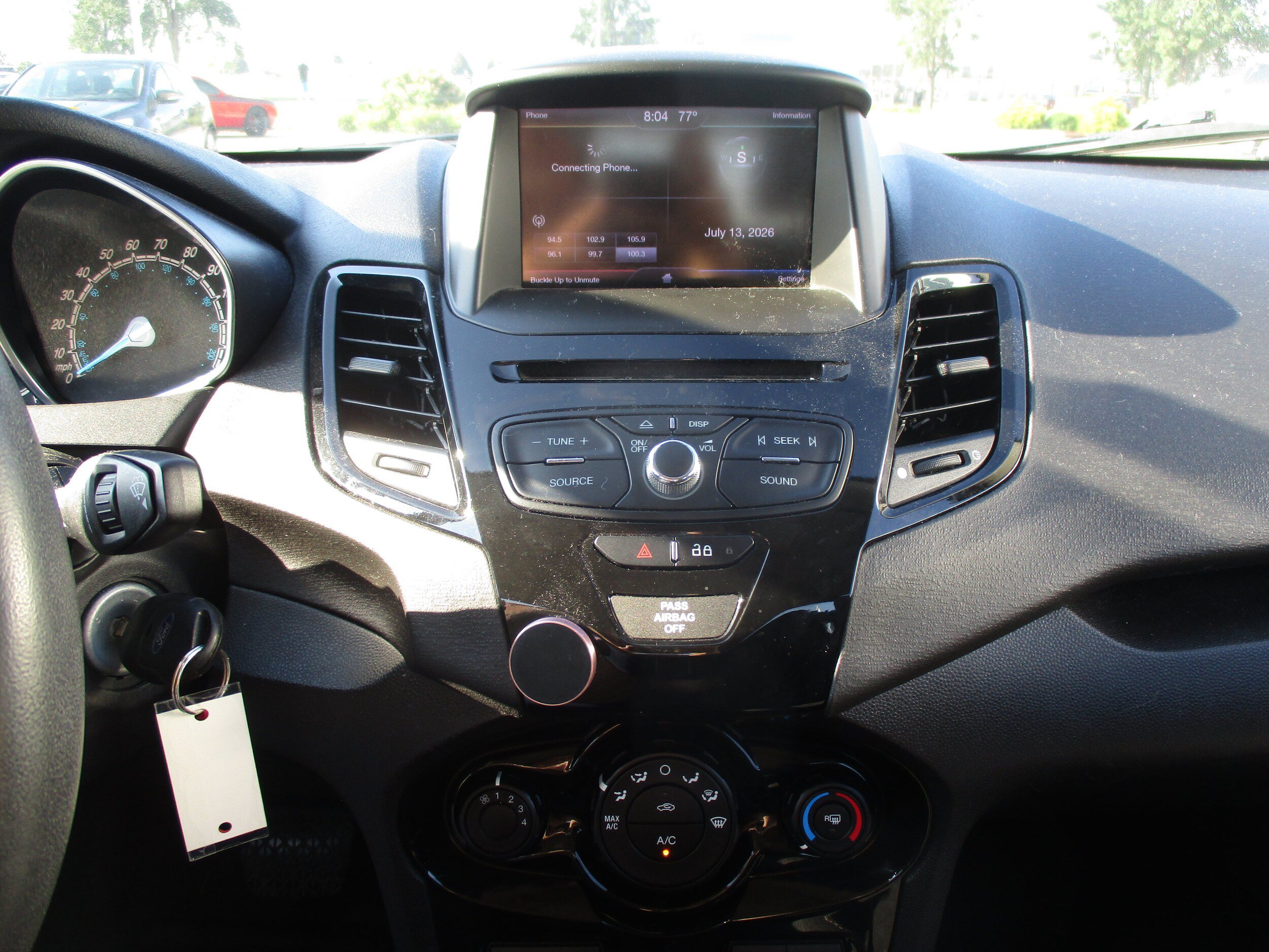 Used 2014 Ford Fiesta SE w/ Equipment Group 201A FWD image 12