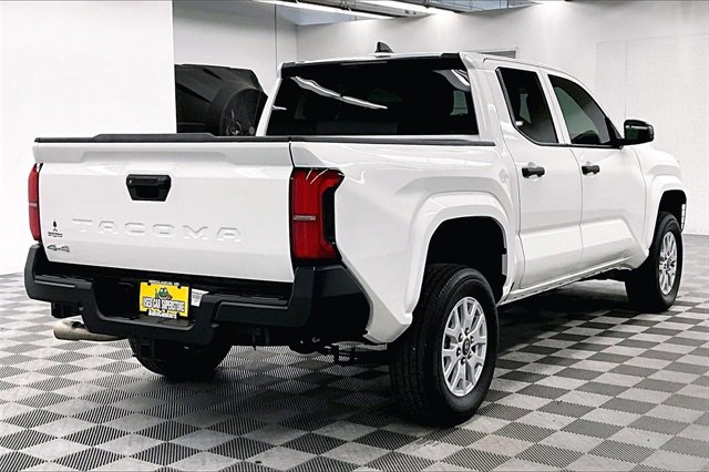 Used 2024 Toyota Tacoma SR image 11