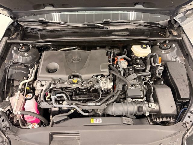 Used 2025 Toyota Camry LE w/ Convenience Package FWD image 18