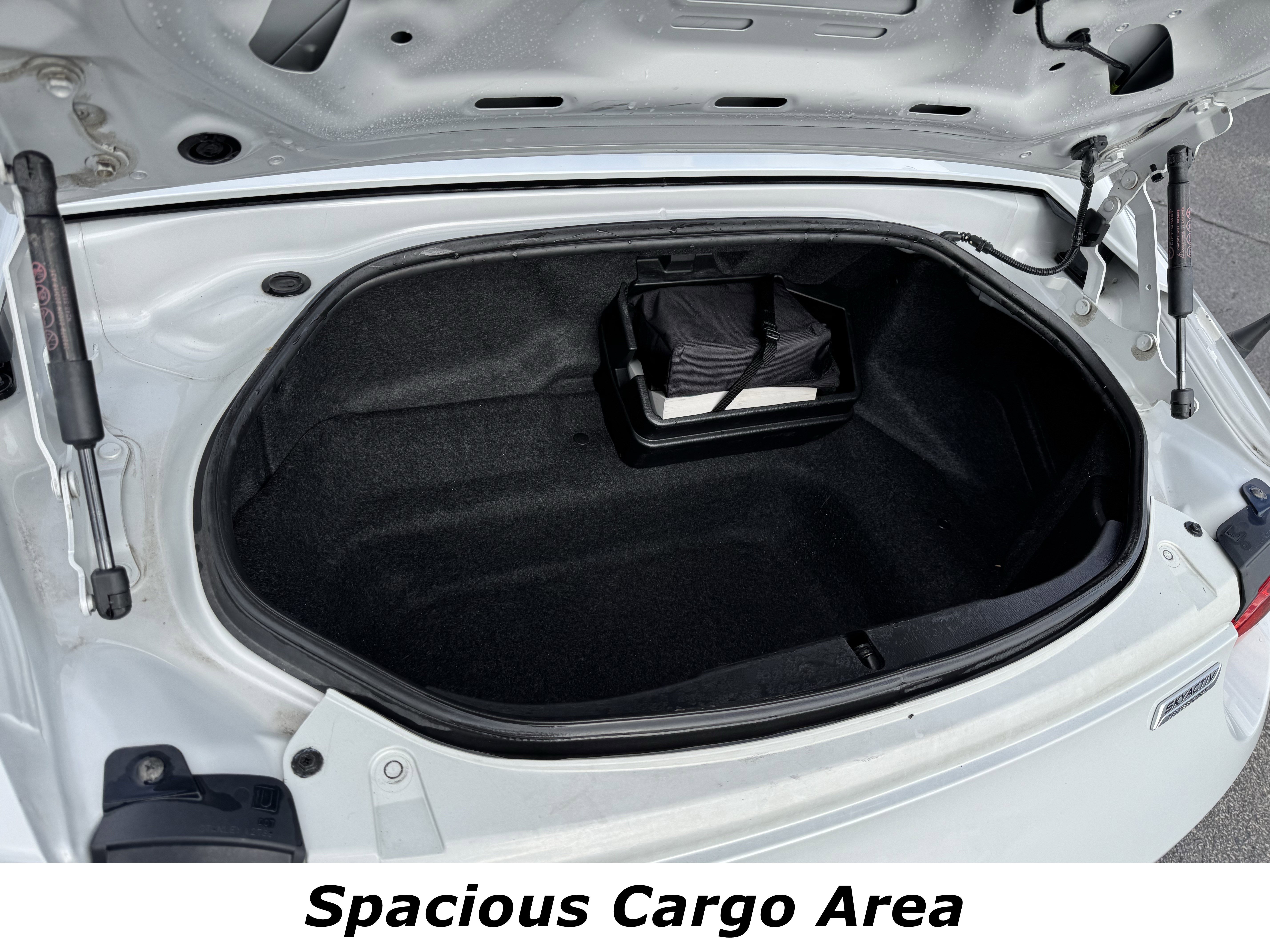 Used 2017 MAZDA MX-5 Miata RF Club image 13