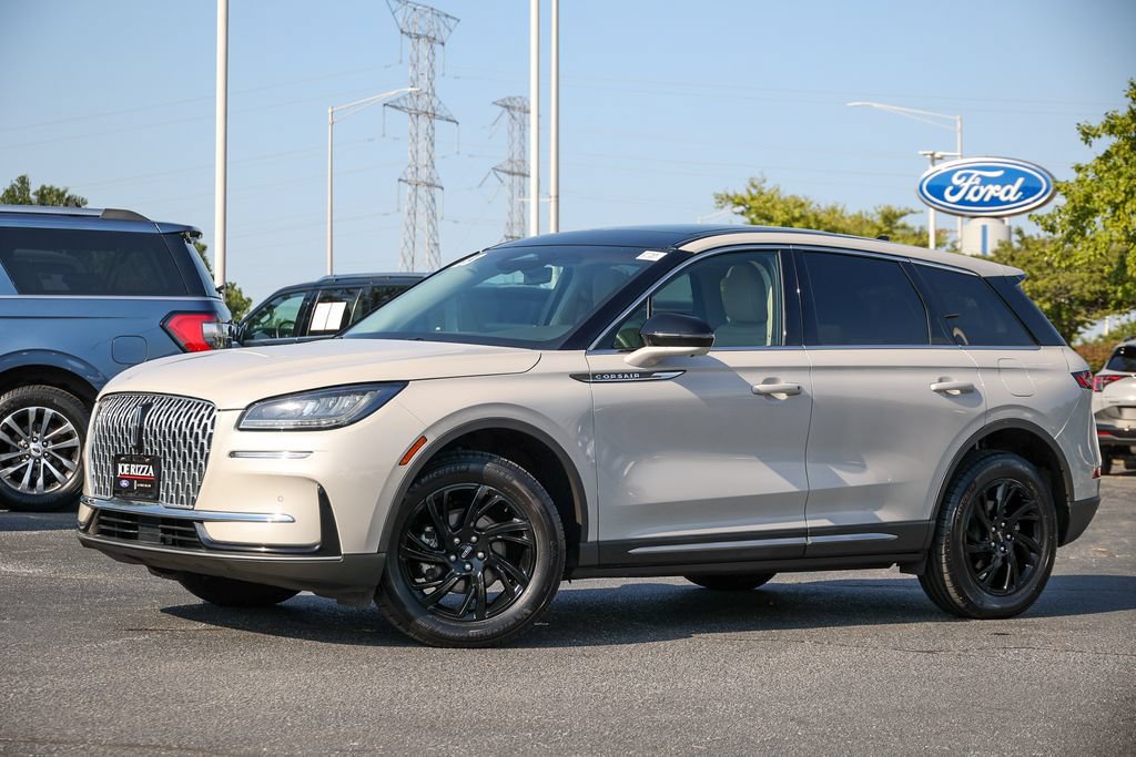 Used 2023 Lincoln Corsair AWD w/ Equipment Group 101A image 22