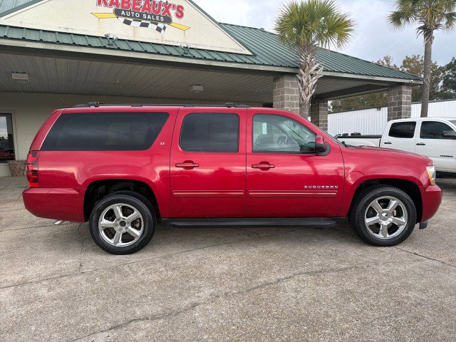 Used 2013 Chevrolet Suburban LT w/ Luxury Package image 4