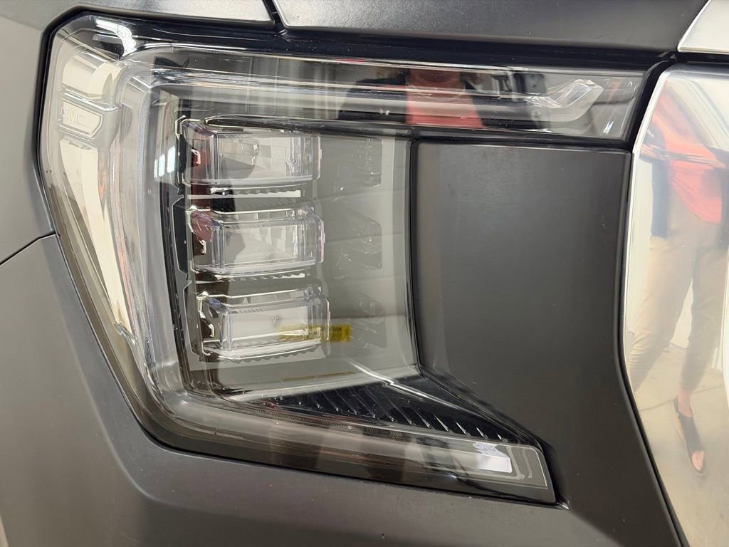 Certified 2022 GMC Yukon XL Denali AWD/4WD image 10