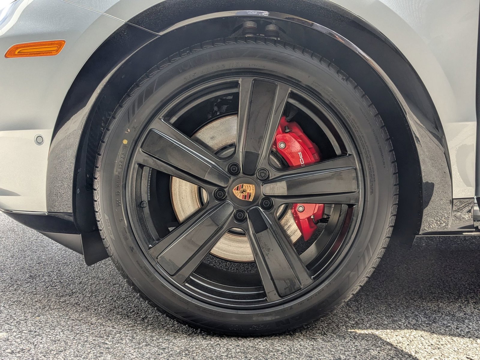 New 2026 Porsche Cayenne GTS AWD/4WD image 30