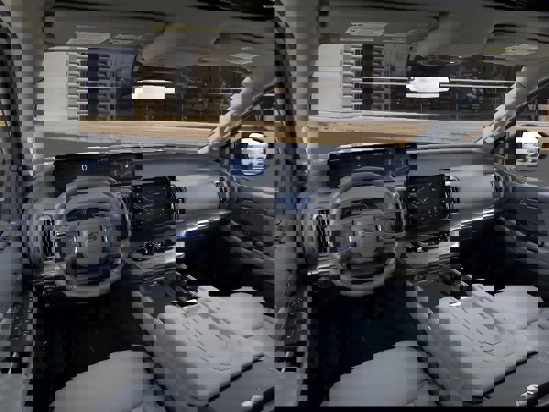 New 2025 Ford Expedition Active image 9