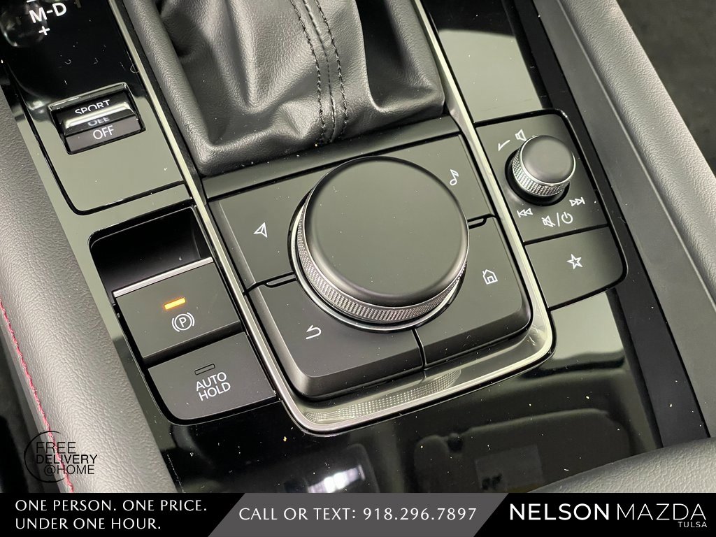 New 2026 MAZDA MAZDA3 Carbon image 34