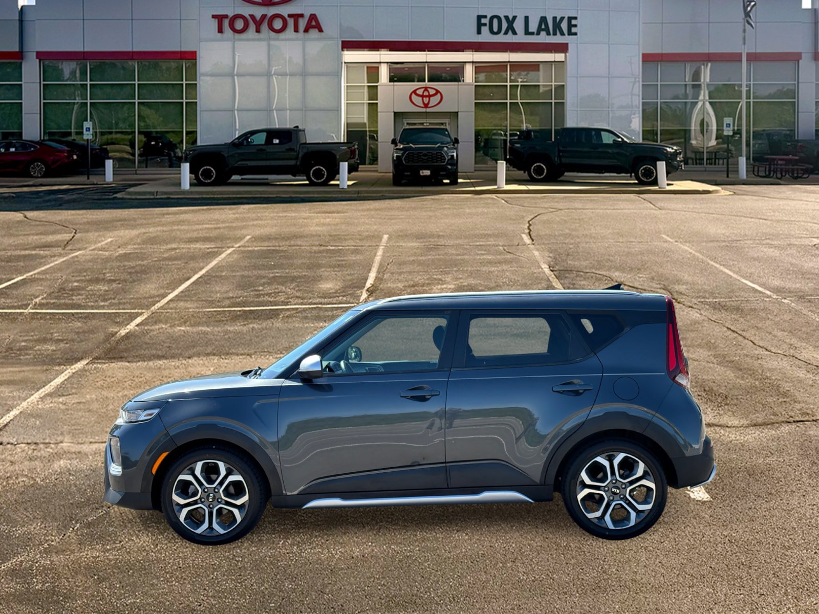 Used 2020 Kia Soul X-Line FWD image 4