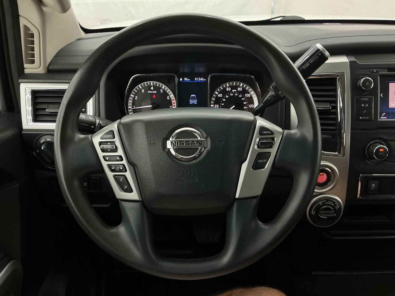 Used 2019 Nissan Titan SV AWD/4WD image 30