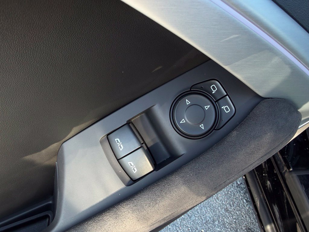 Used 2023 Chevrolet Camaro SS RWD image 16