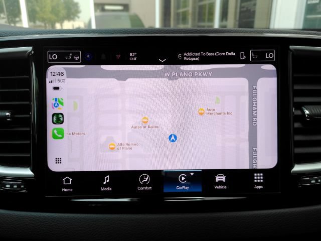 Used 2025 Chrysler Pacifica Select FWD image 10