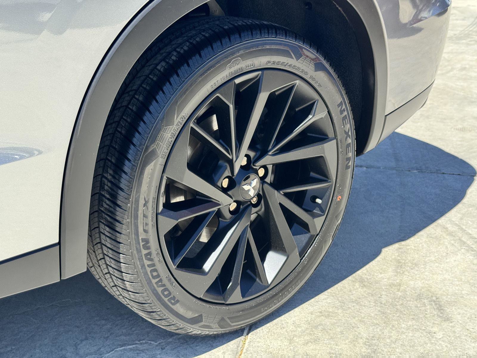 Used 2022 Mitsubishi Outlander SE image 14