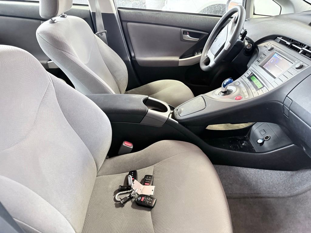 Used 2015 Toyota Prius Four image 14