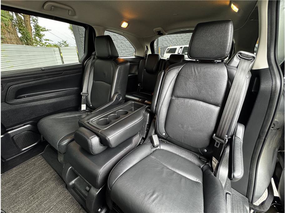 Used 2025 Honda Odyssey EX-L image 17