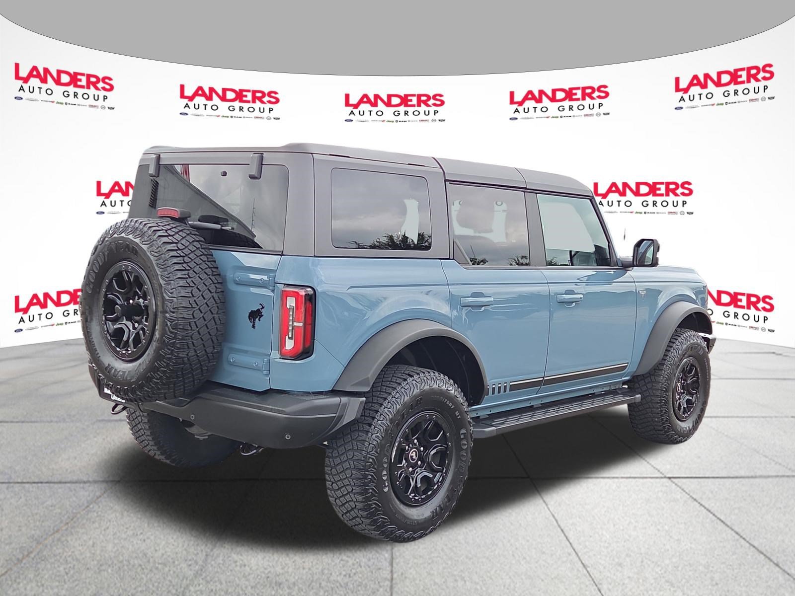 Certified 2021 Ford Bronco First Edition AWD/4WD image 3