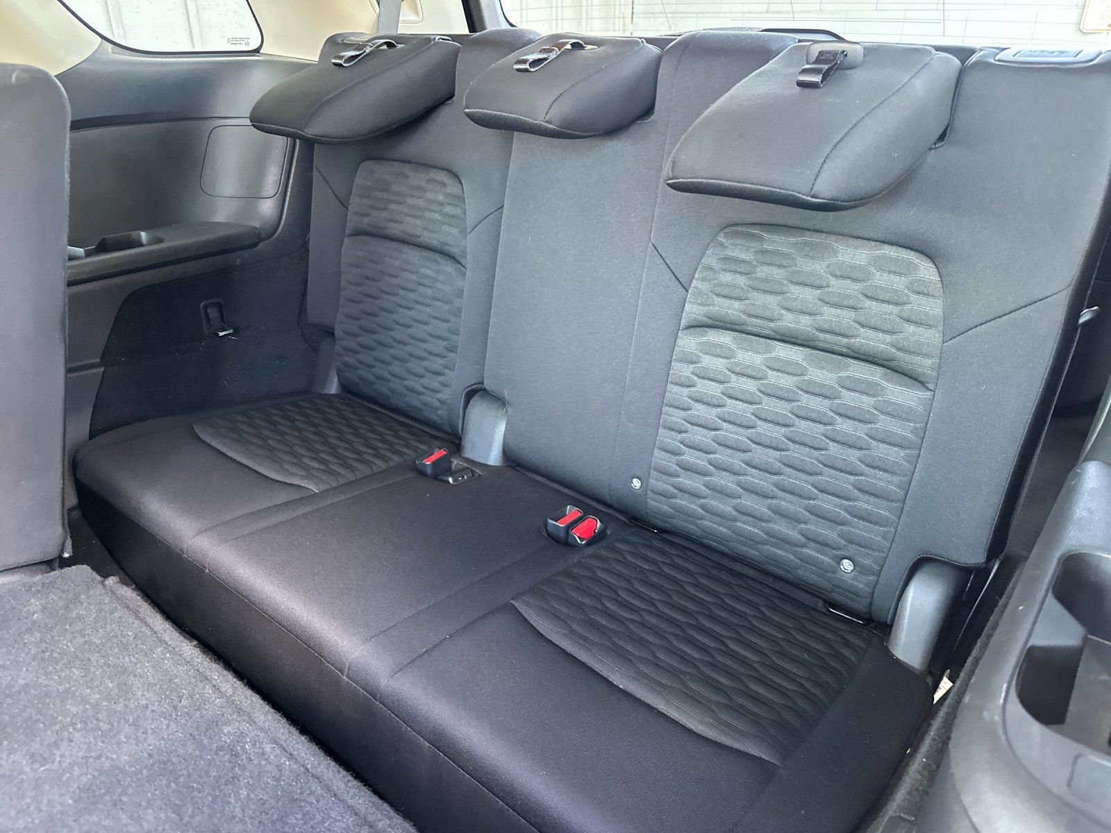 Used 2022 Nissan Pathfinder SV image 14