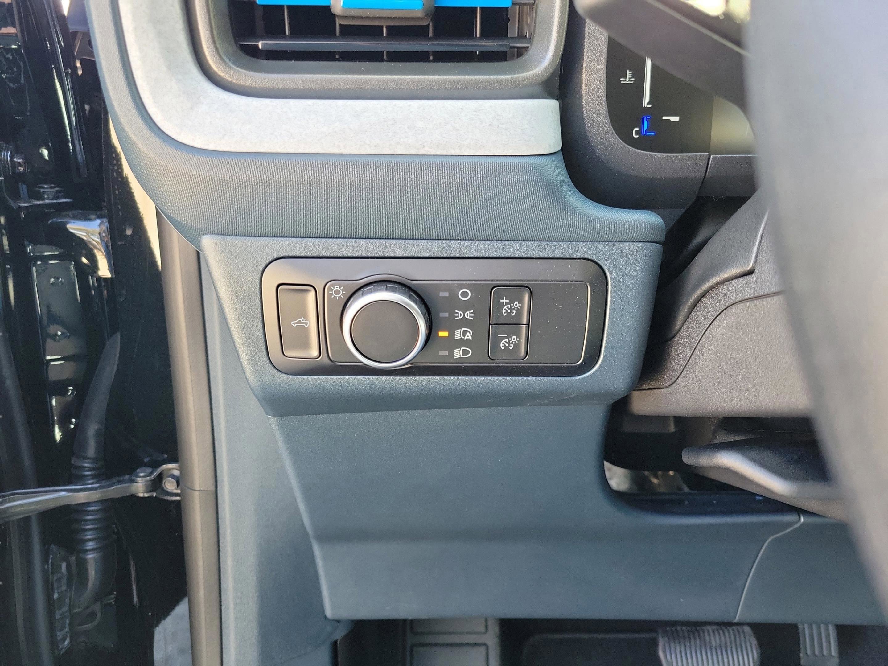 New 2026 Ford Maverick XLT image 23