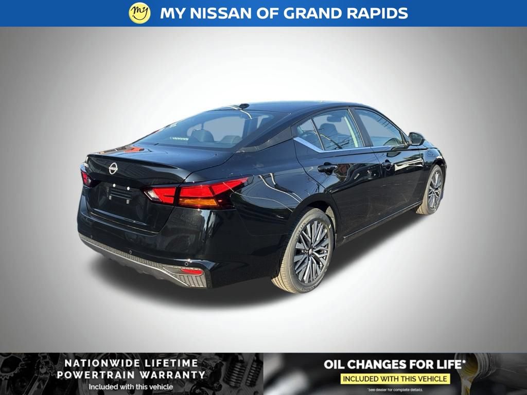New 2026 Nissan Altima 2.5 SV FWD image 5