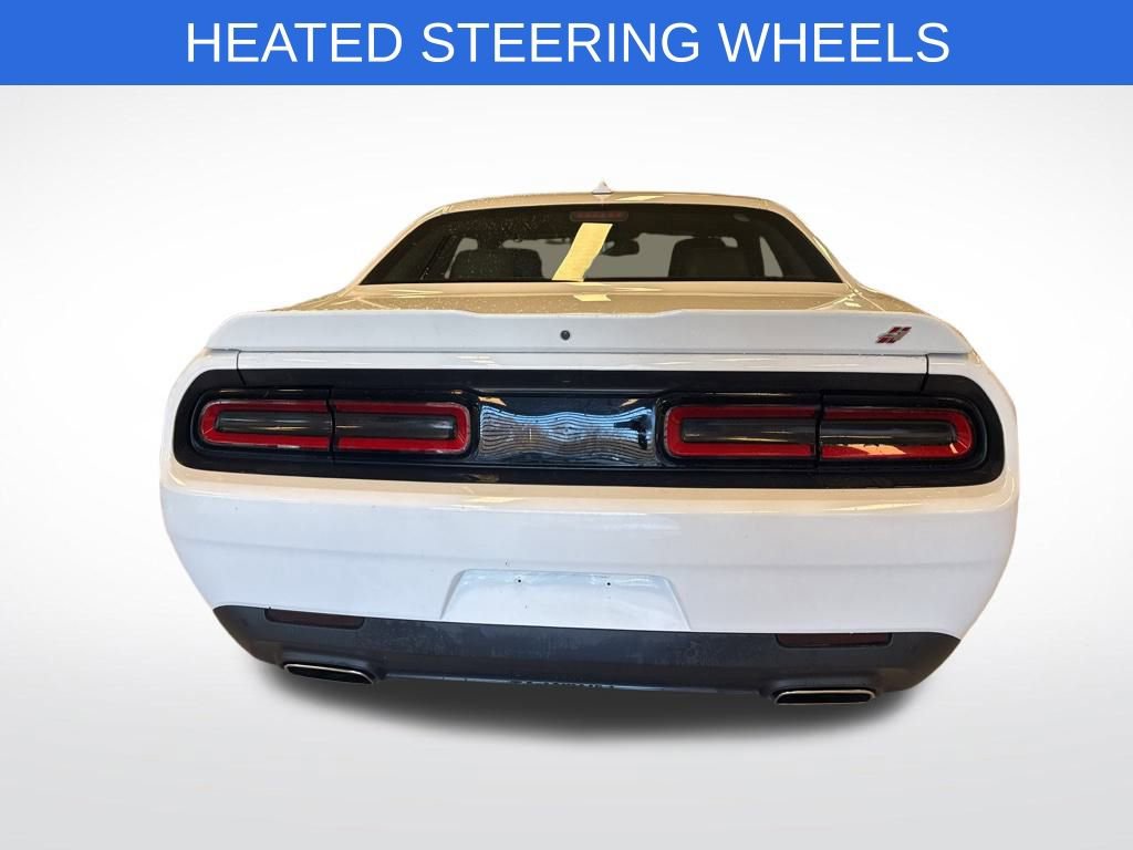 Used 2018 Dodge Challenger GT w/ Driver Convenience Group image 10