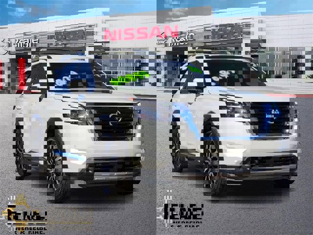 Certified 2024 Nissan Pathfinder Platinum