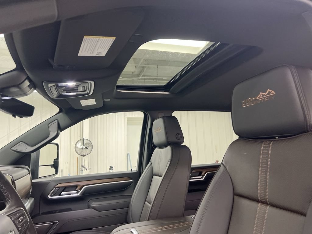 New 2026 Chevrolet Silverado 2500 High Country w/ Midnight Edition AWD/4WD image 20