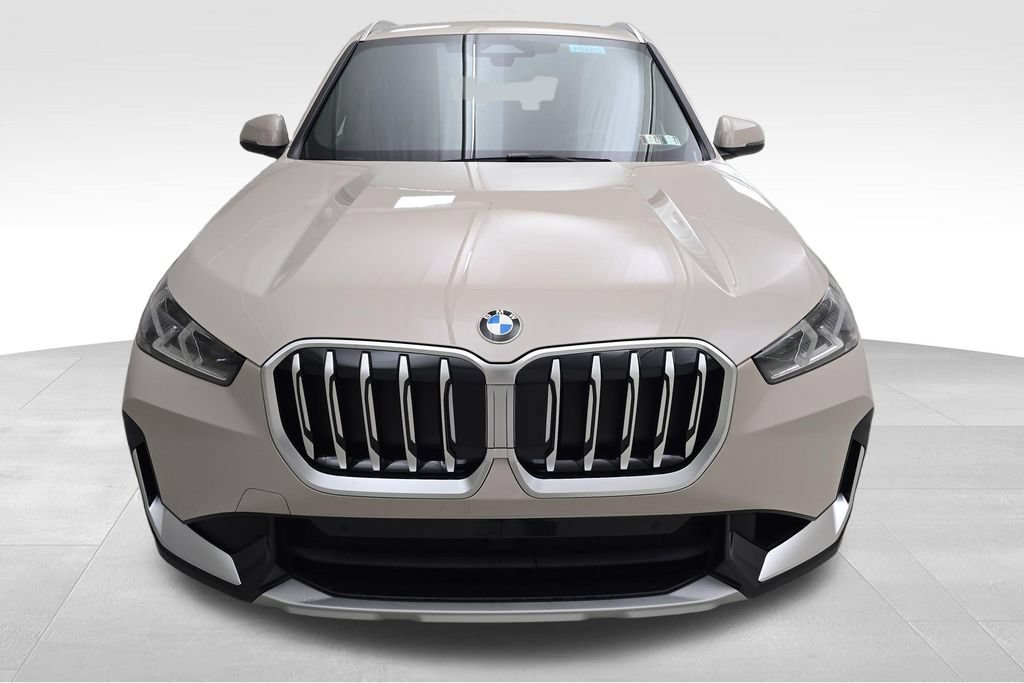 New 2027 BMW X1 xDrive28i w/ Convenience Package AWD/4WD image 3