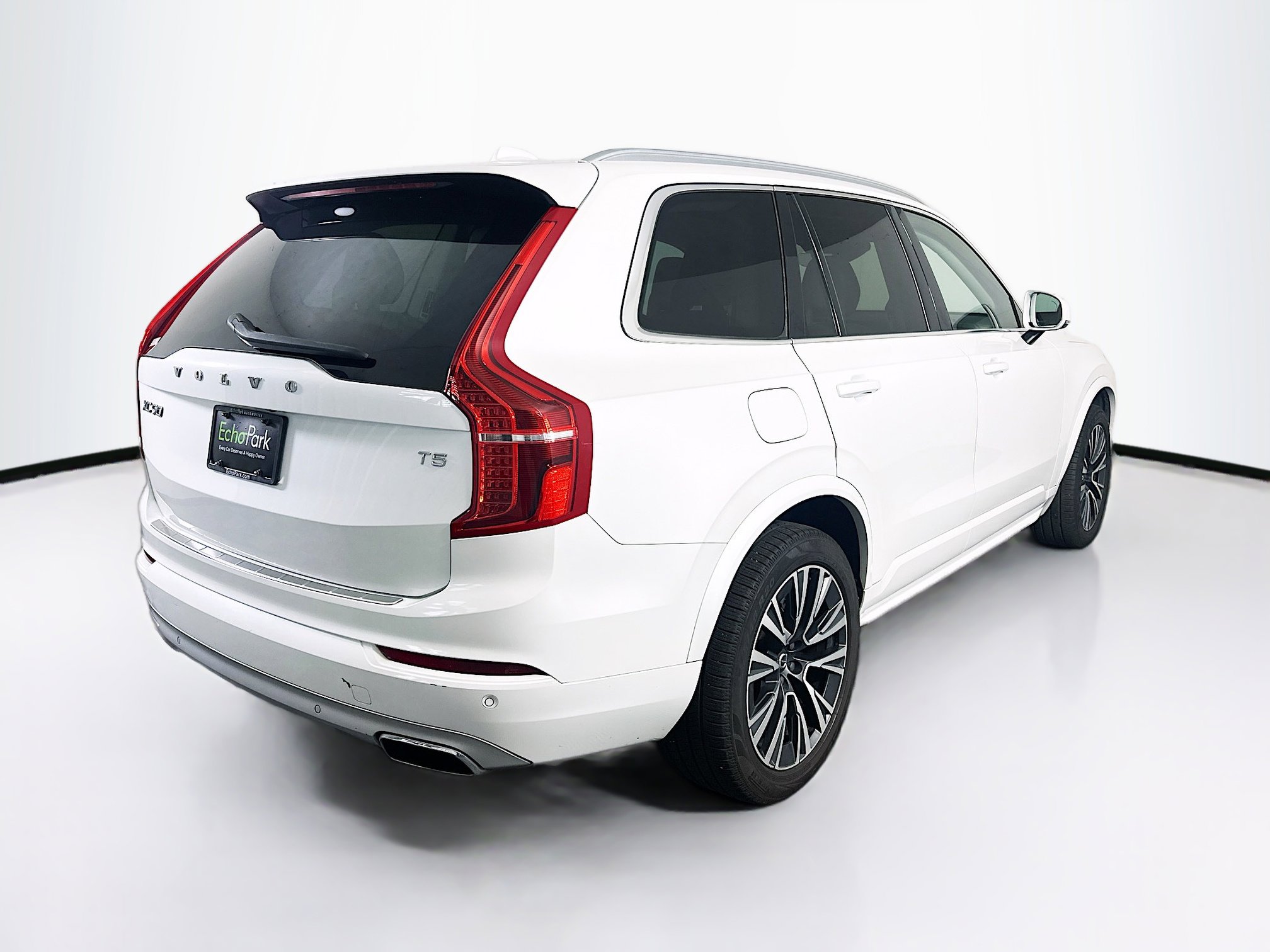 Used 2020 Volvo XC90 T5 Momentum FWD image 9