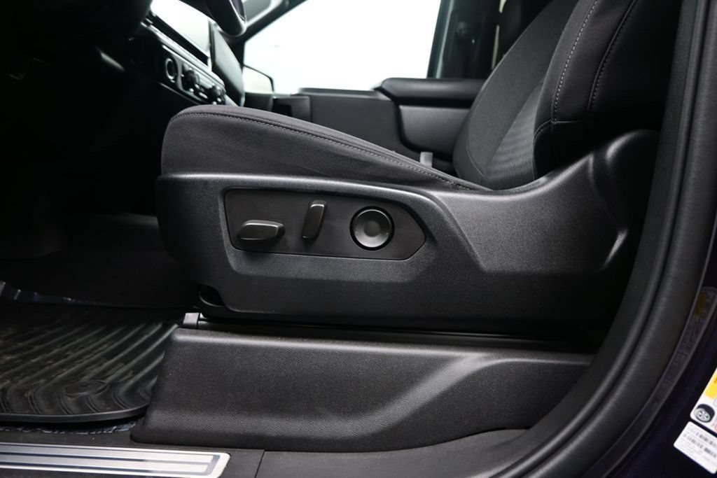 Used 2022 Chevrolet Silverado 1500 LT RWD image 16