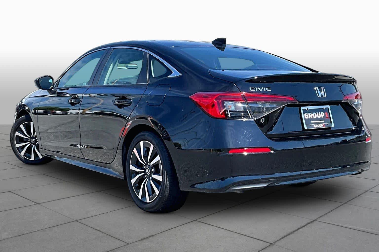 Used 2024 Honda Civic EX image 11