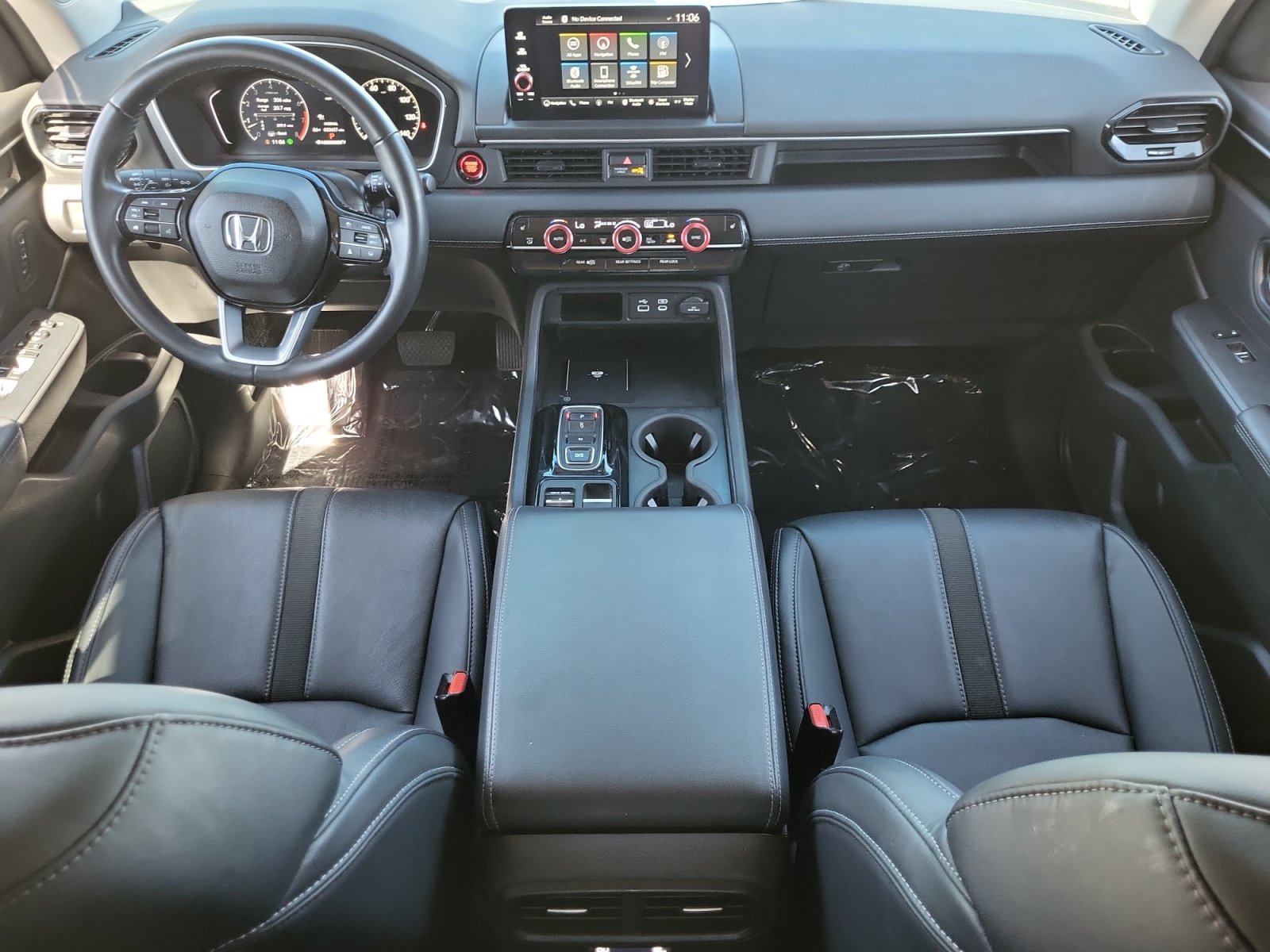 Used 2025 Honda Pilot Touring image 18