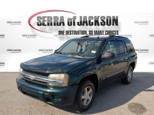Used 2005 Chevrolet TrailBlazer LS w/ LS Preferred Equipment Group RWD image 4