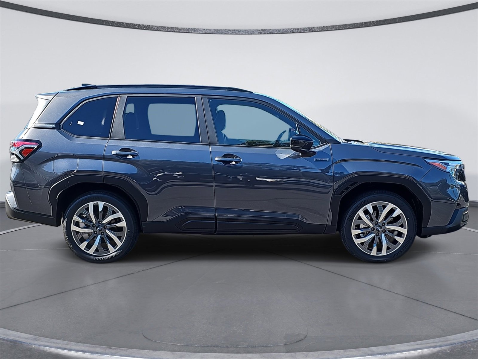 New 2025 Subaru Forester Touring image 2