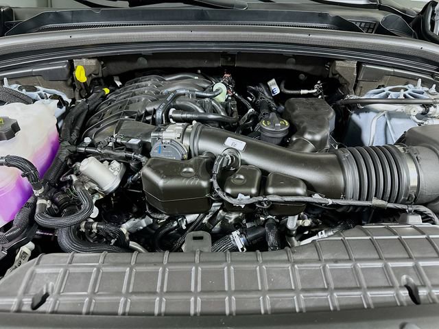 New 2025 Jeep Grand Cherokee Limited w/ Luxury Tech Group II image 18