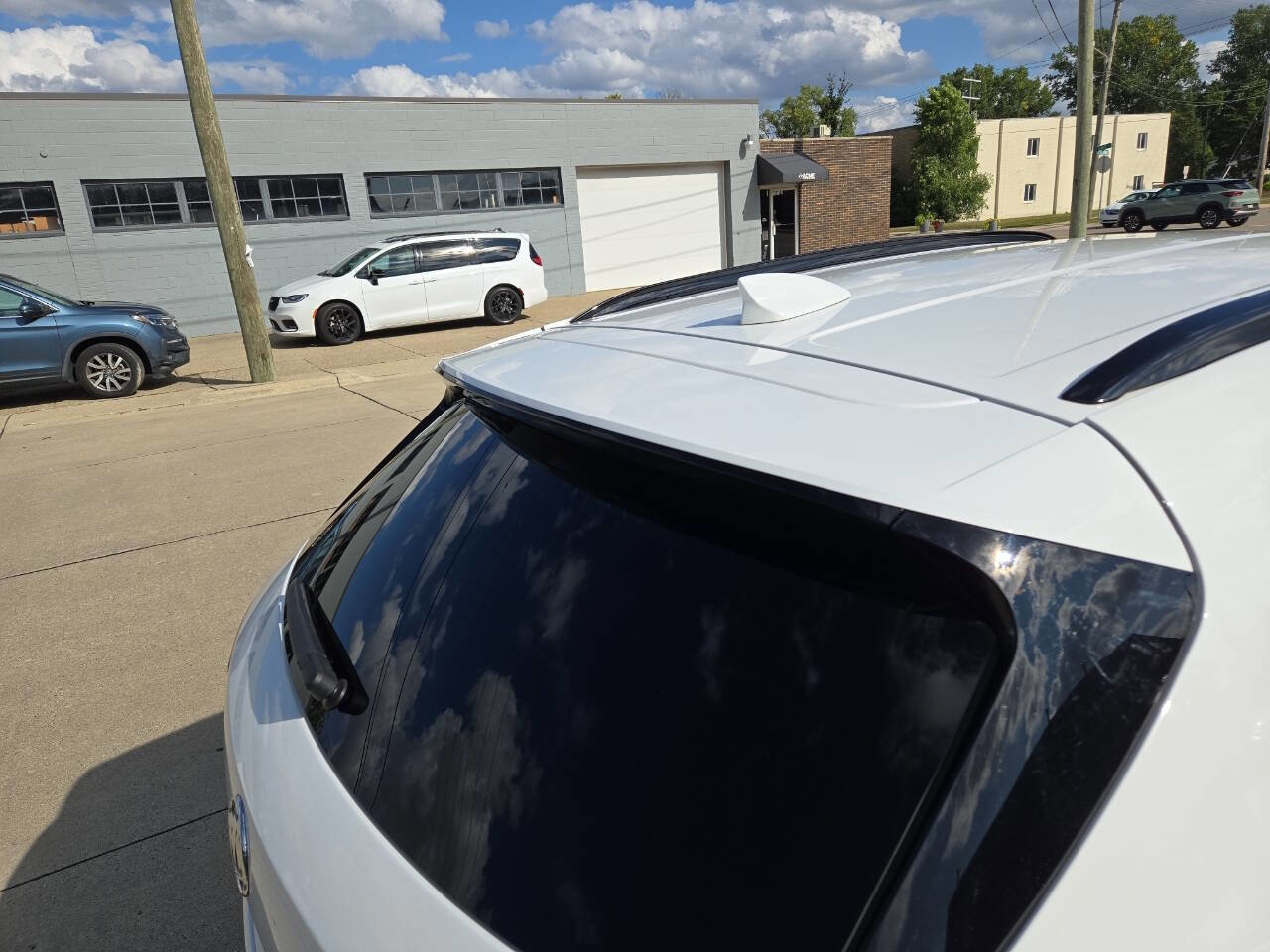 Used 2023 Buick Envision Preferred image 65