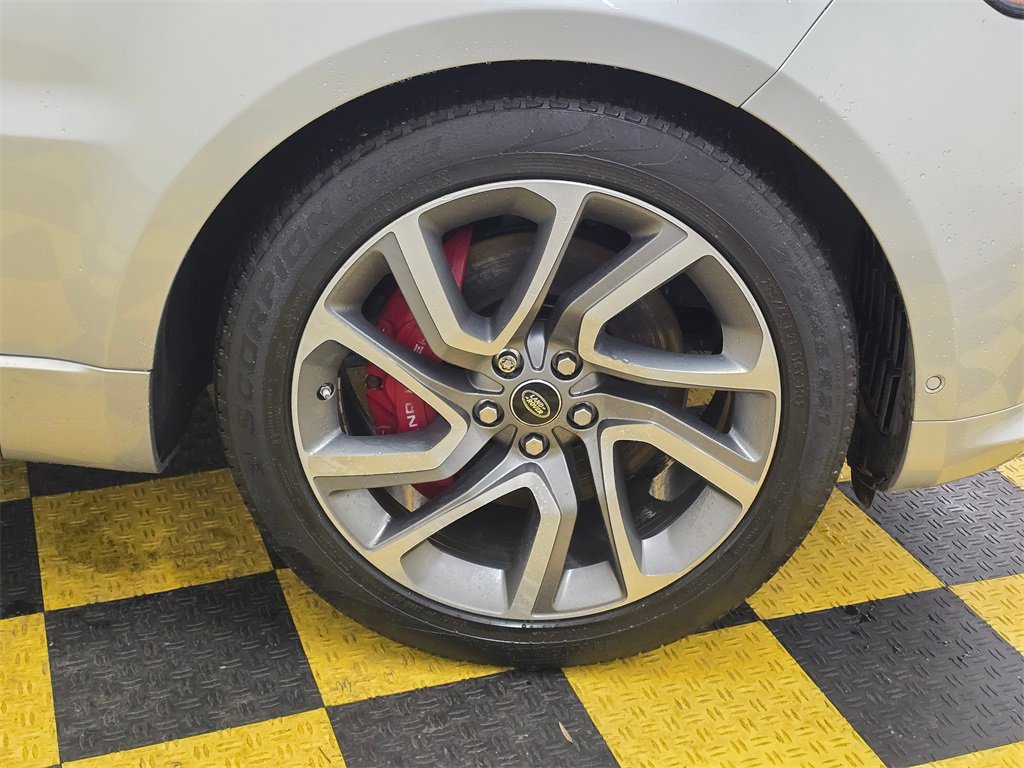 Used 2019 Land Rover Range Rover Sport HSE Dynamic image 9