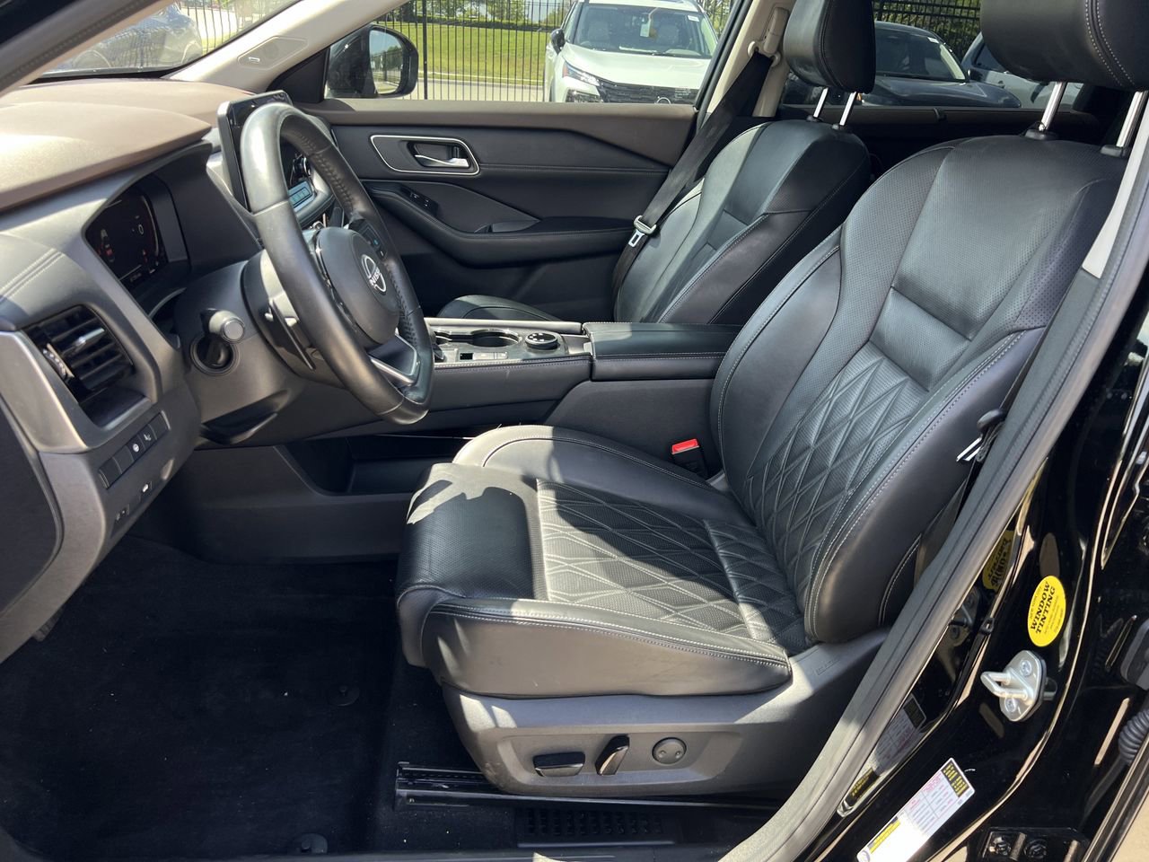 Certified 2023 Nissan Rogue Platinum w/ Platinum Premium Package image 12