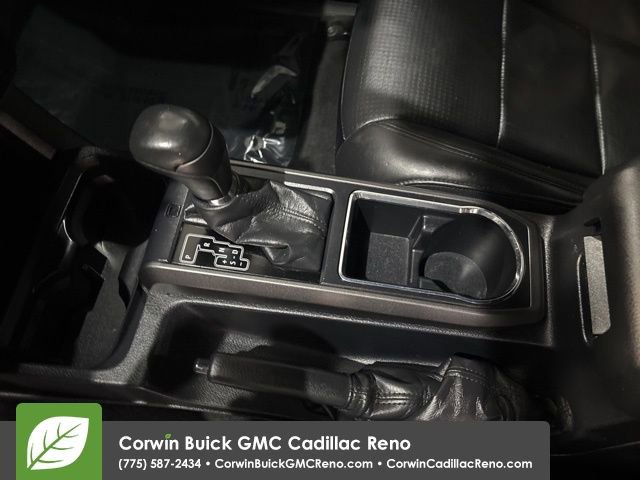 Used 2019 Toyota Tacoma TRD Off-Road image 15