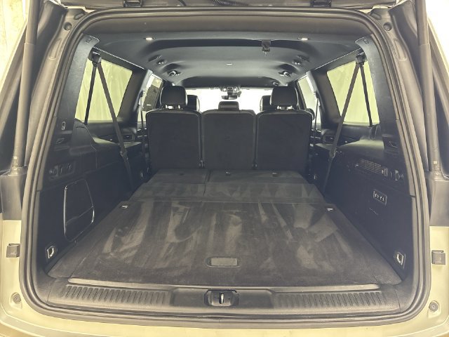 Used 2024 Jeep Wagoneer L Series II w/ Flexible Seating Group AWD/4WD image 26