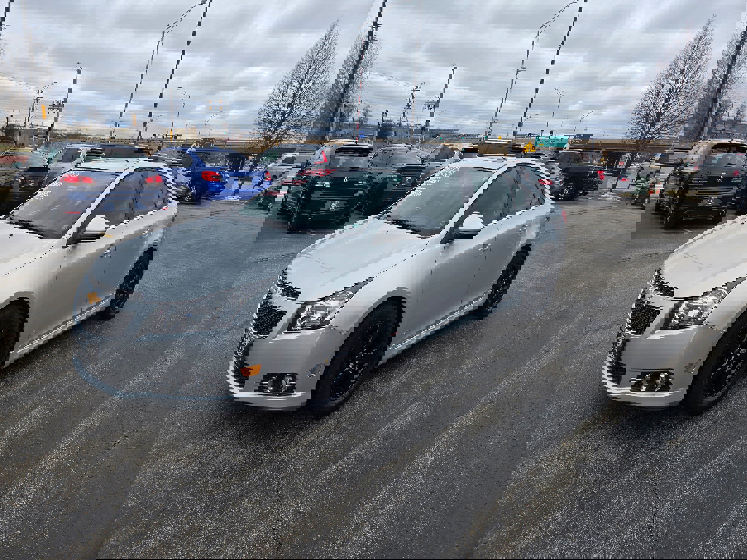 Used 2013 Chevrolet Cruze LT w/ All-Star Edition FWD image 3