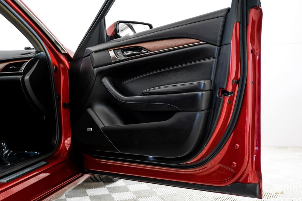 Used 2018 Cadillac CTS Luxury image 43