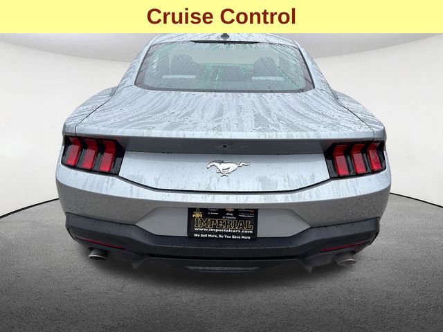 Used 2025 Ford Mustang Coupe image 12