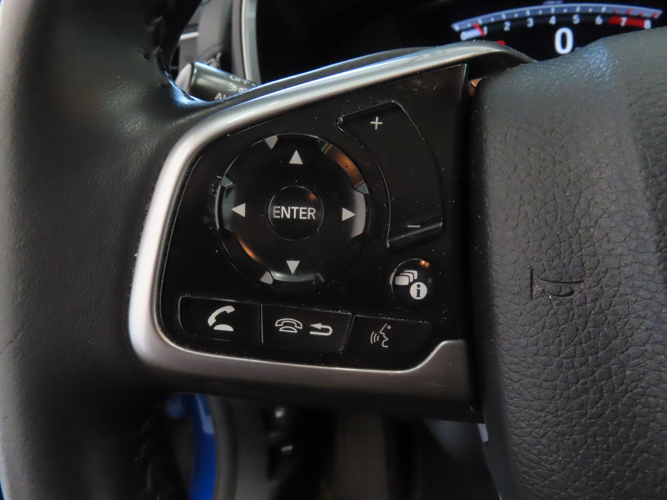 Used 2020 Honda CR-V EX-L image 13