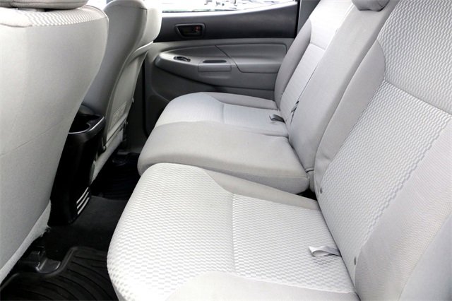 Used 2015 Toyota Tacoma PreRunner image 24