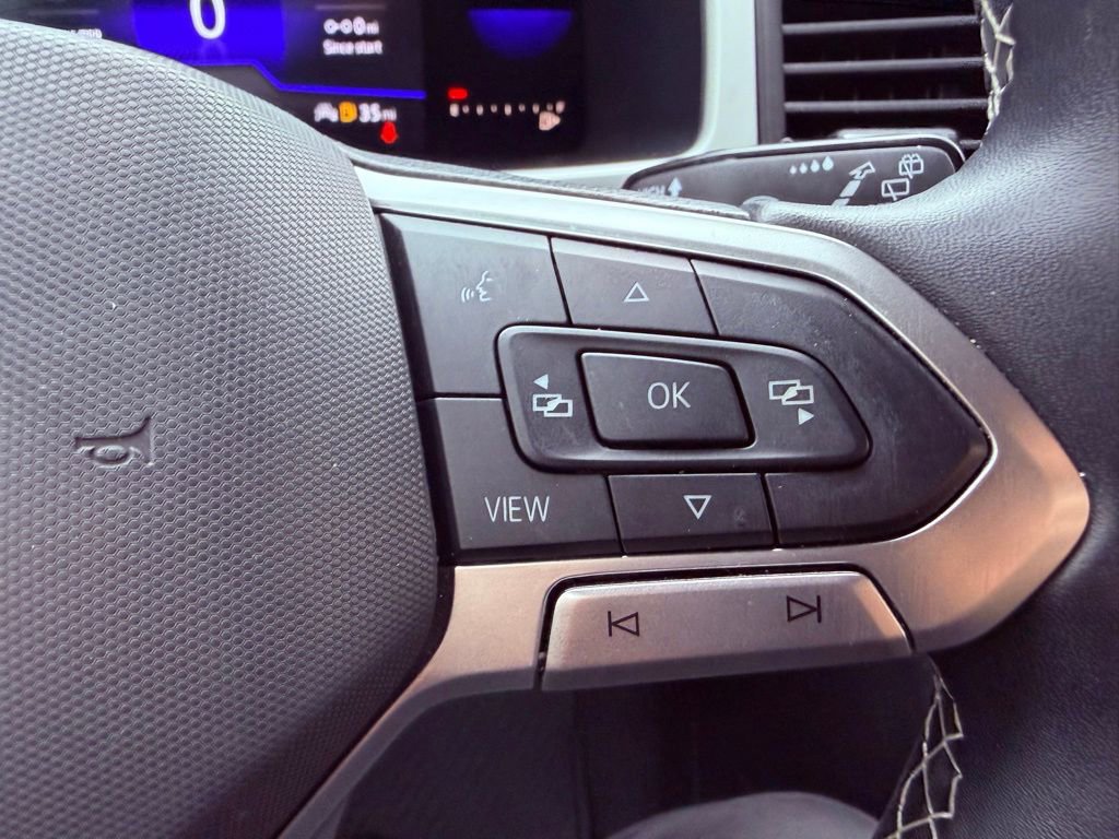 Used 2022 Volkswagen Atlas Cross Sport SE image 20