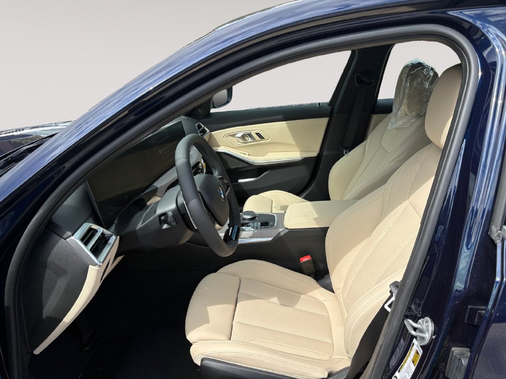 New 2026 BMW 330i xDrive Sedan w/ Premium Package AWD/4WD image 9