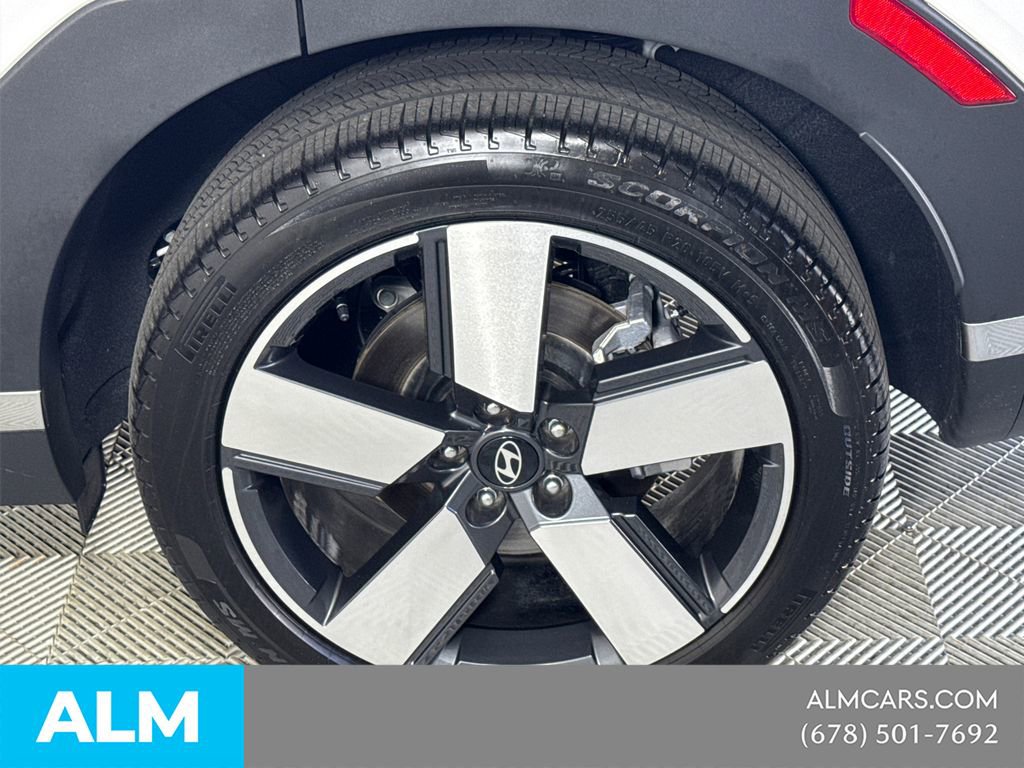 Used 2026 Hyundai Santa Fe Limited AWD/4WD image 23