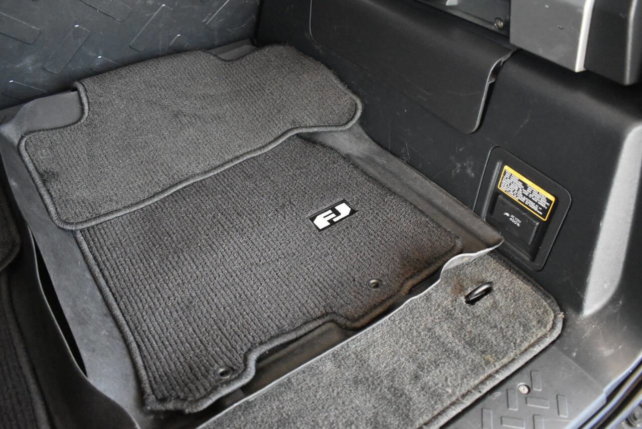 Used 2010 Toyota FJ Cruiser 4WD image 58